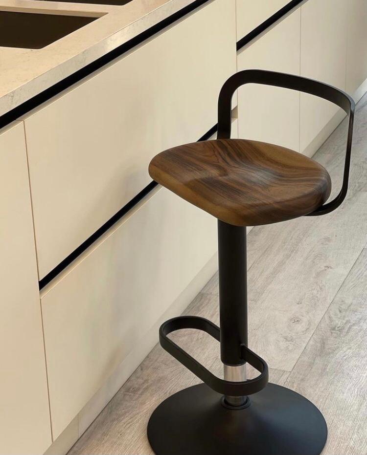 صندلی کانتر V-990G ویترا