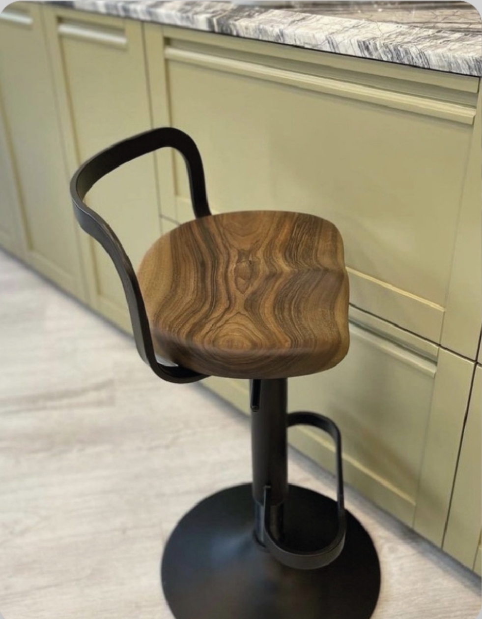 صندلی کانتر V-990G ویترا - Image 3